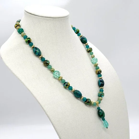 Aladdin color theme necklace. Green, Blue. - Picture 2 of 4